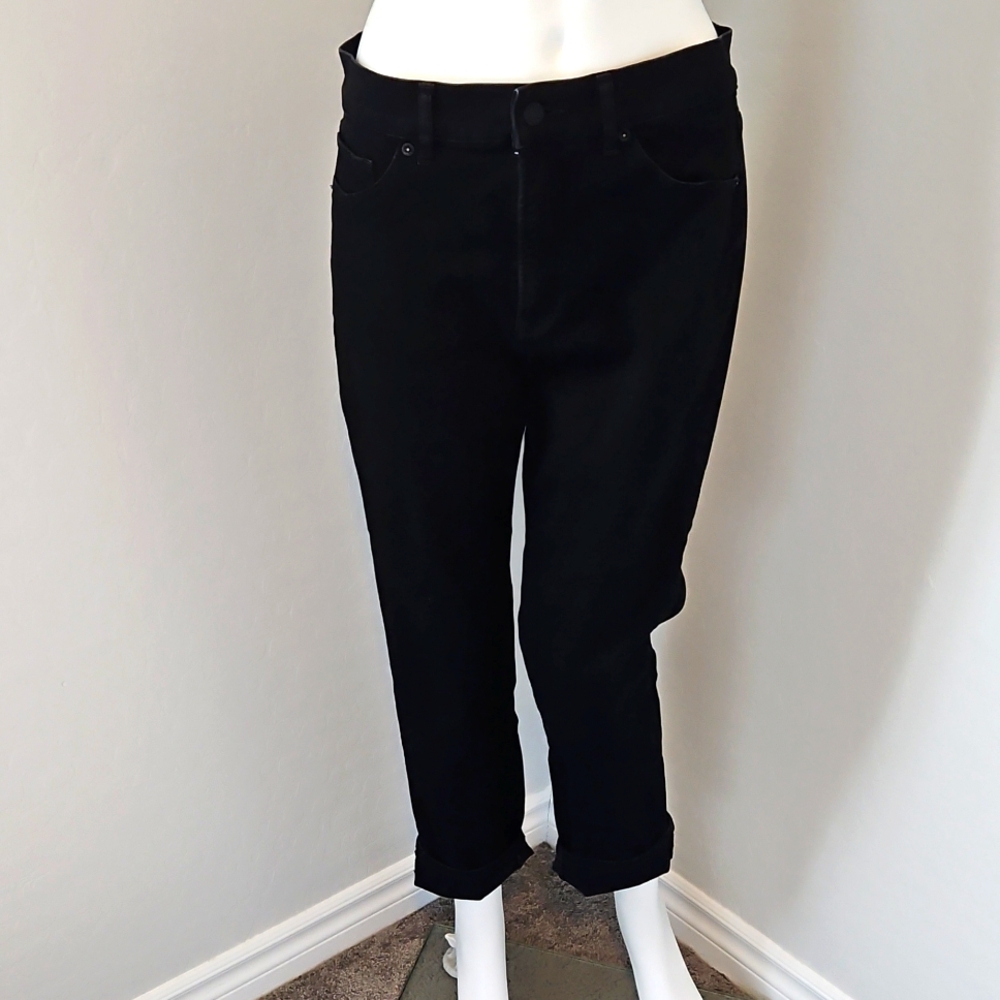 Express black cropped jeans
